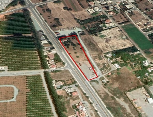 House in Zakaki - view 1