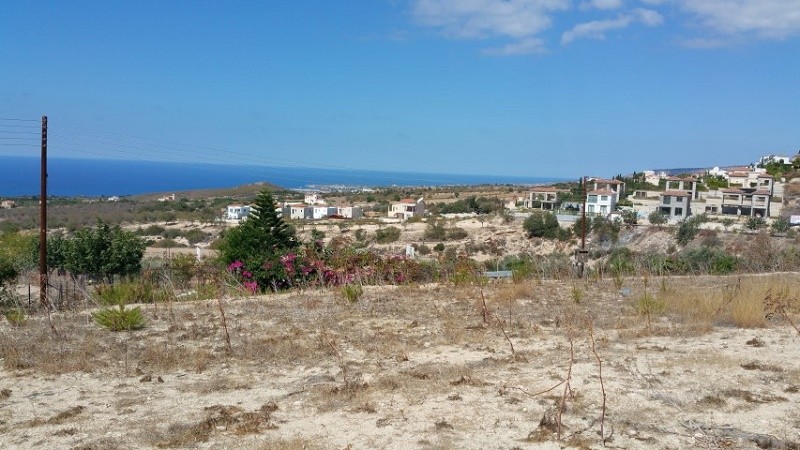 House in Tala - view 1