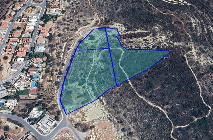 House in Agia Fylaxis - view 1