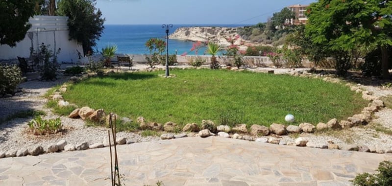 House in Pegeia - view 1