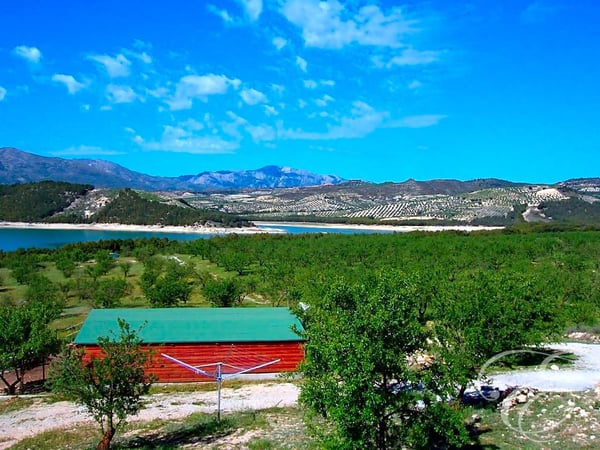 House in Granada - view 1