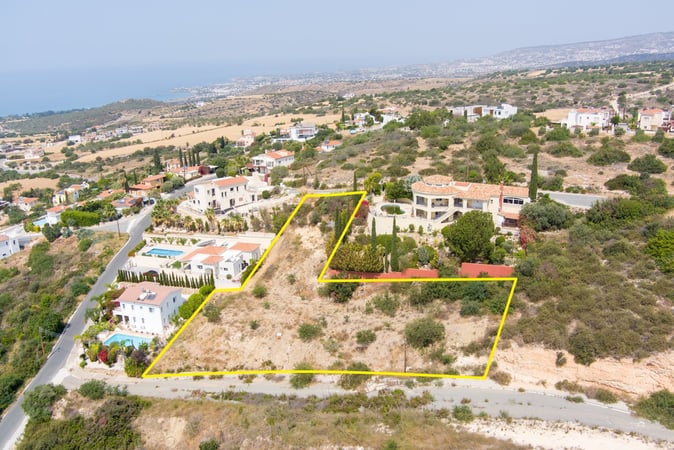 House in Tala - view 1