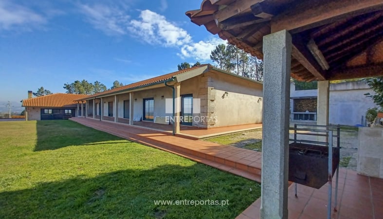 House in Antas - view 1