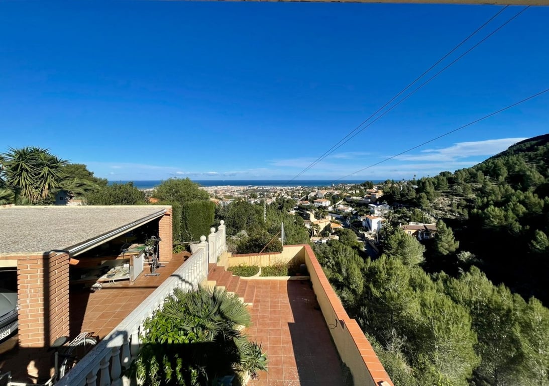 Villa in Denia - Image 3