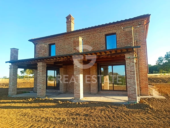 House in Pozzuolo - view 1