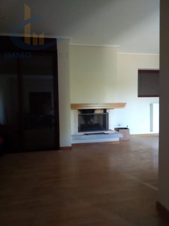 Apartment in Glyka Nera - Image 3