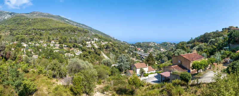 Apartment in Menton - view 1