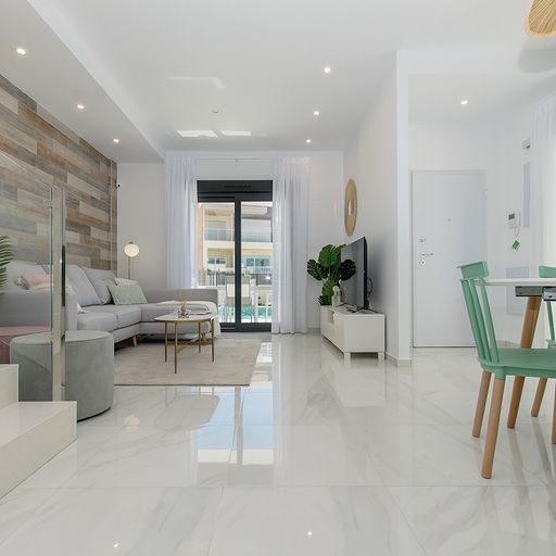 House in Alicante - Image 2