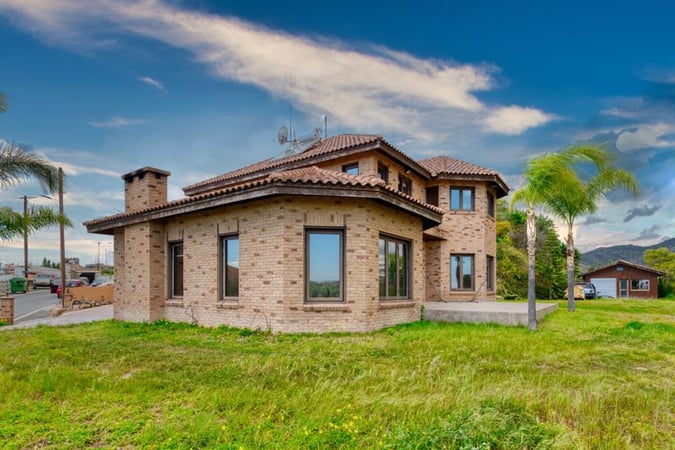 Villa in Anglisides - view 1