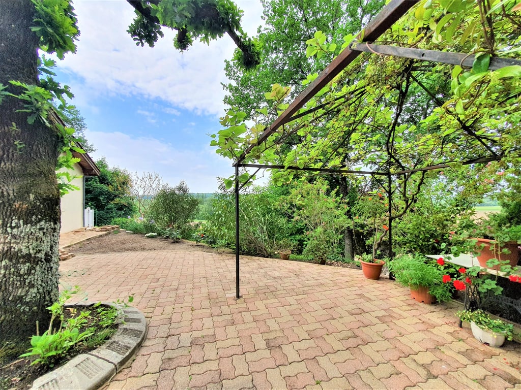 House in Eymet - Image 2