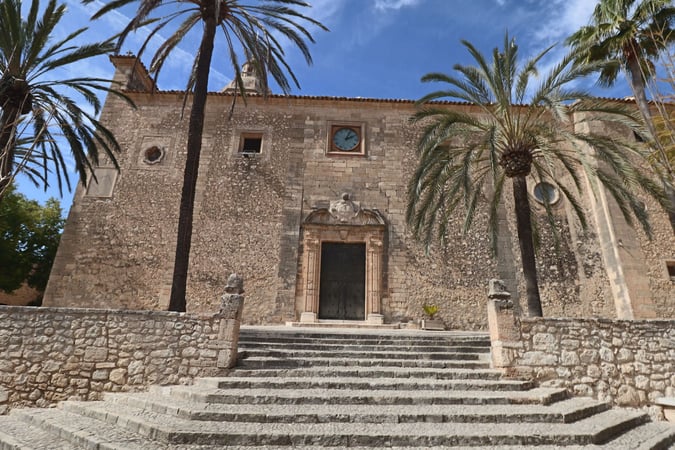 House in Montuiri - view 1