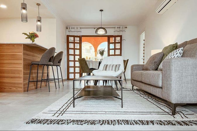 Apartment in Desert Springs - view 1