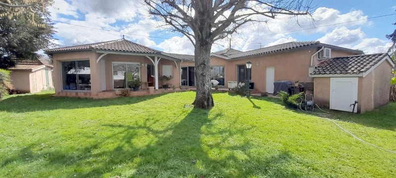 House in Villeneuve-sur-Lot - view 1