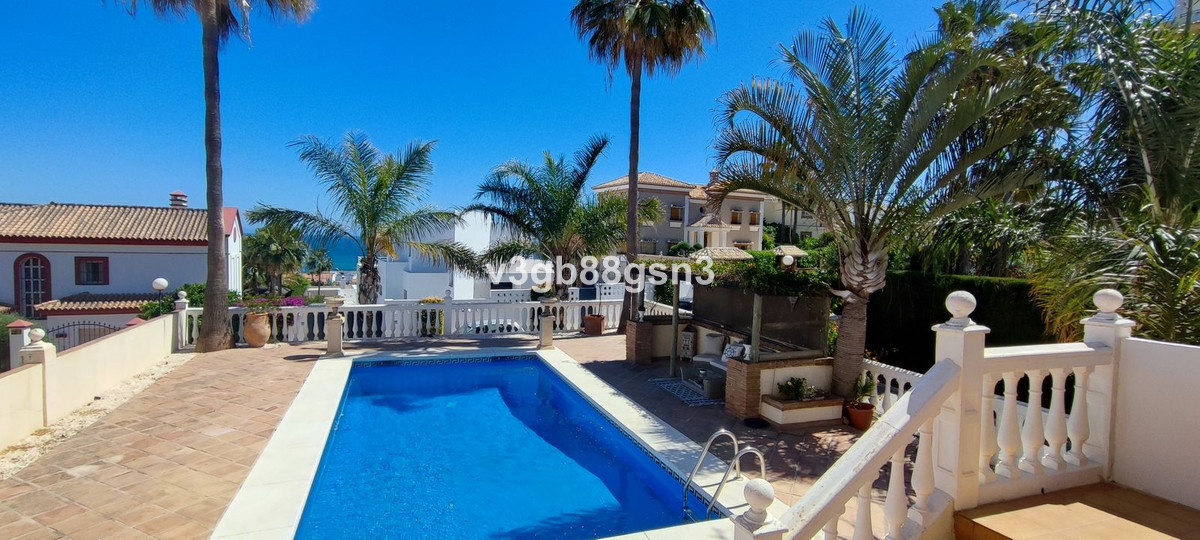 Villa in La Cala De Mijas - Image 3
