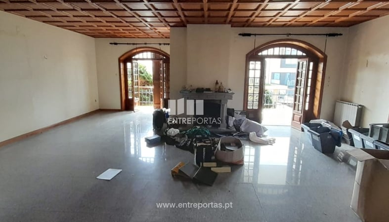 House in Povoa de Varzim - view 1