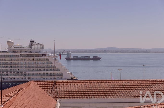 Apartment in Lisbon - view 1
