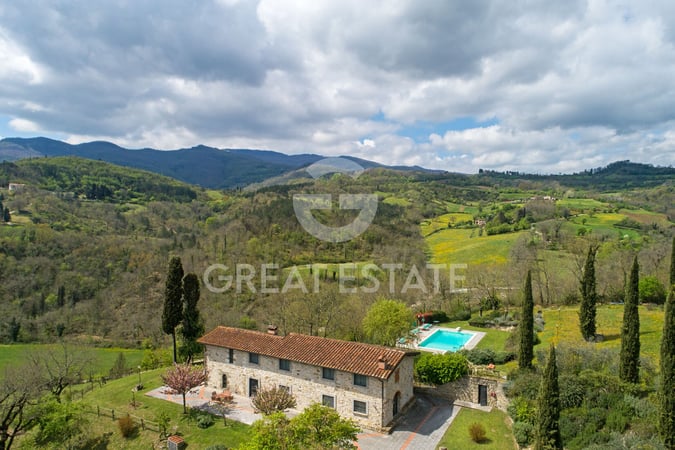 House in Dicomano - view 1