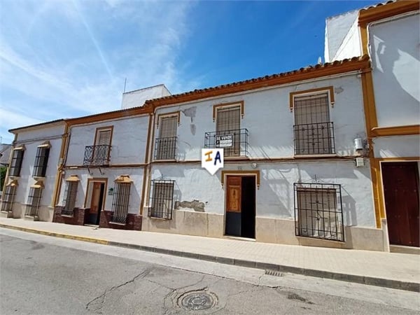 House in Casariche - view 1