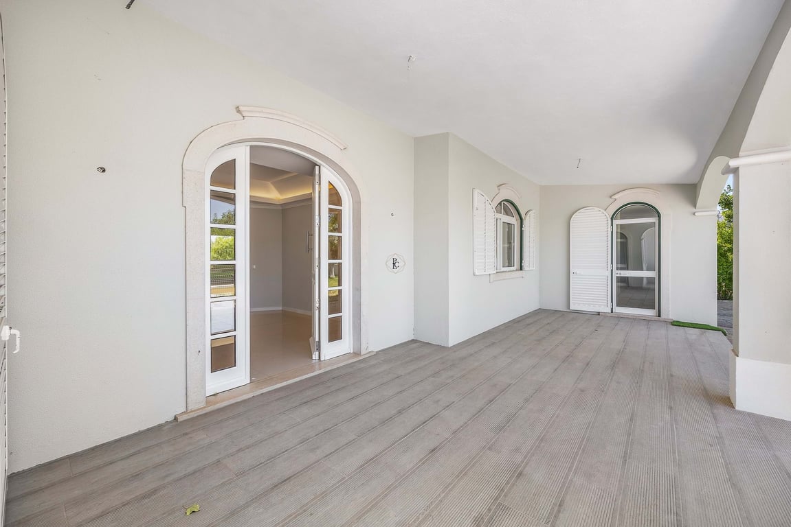 Villa in Estoi - Image 2