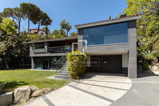 House in Premia de Dalt - view 1