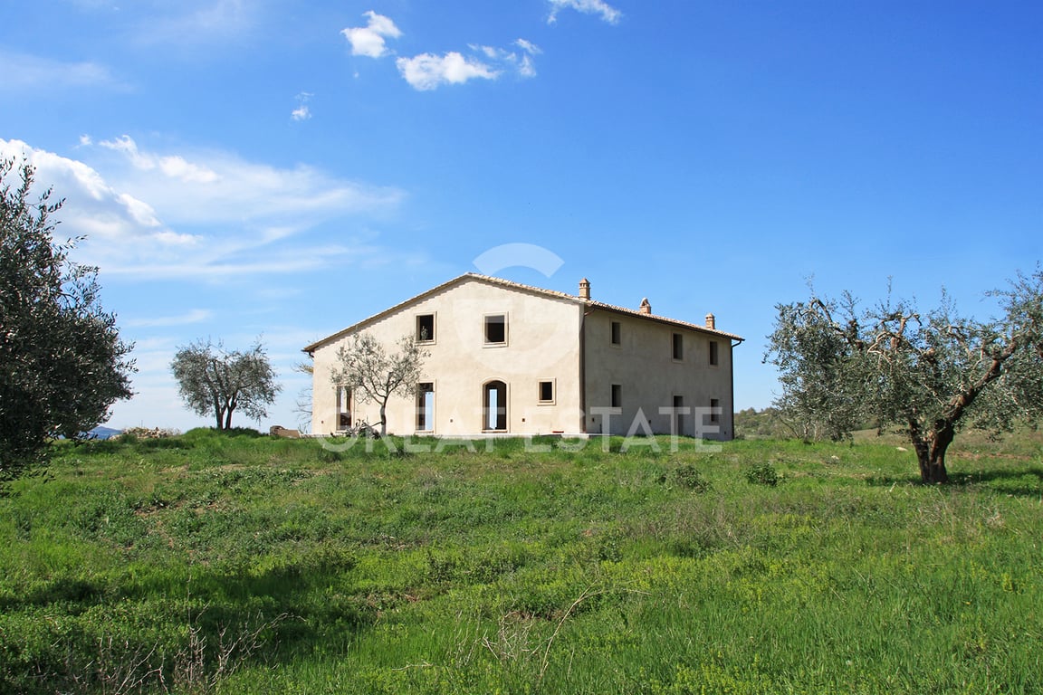 House in San Casciano dei Bagni - Image 3
