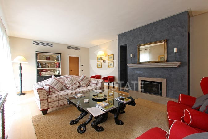 House in San Casciano dei Bagni - view 1