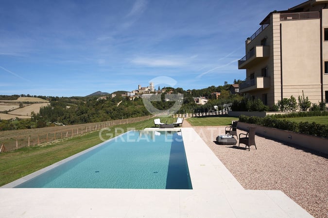 House in San Casciano dei Bagni - view 1