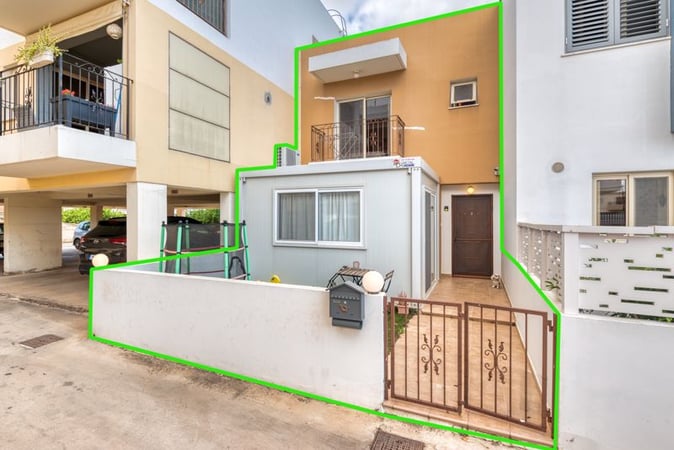 Villa in Sotira - view 1