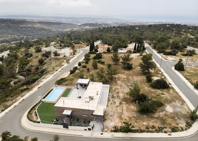 House in Souni-Zanakia - view 1