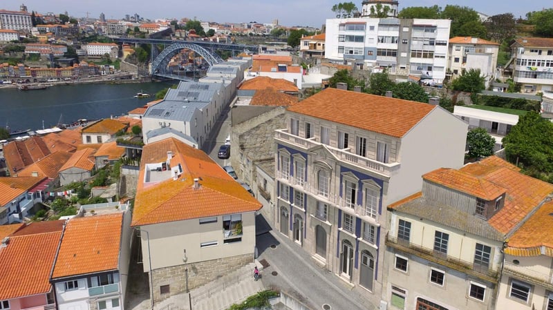 House in Vila Nova de Gaia - view 1