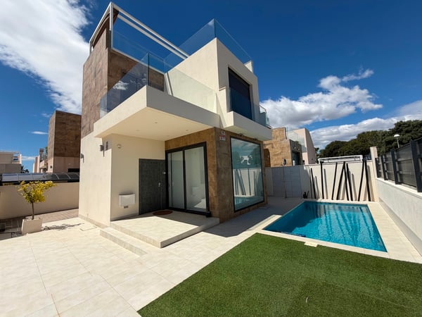 Villa in Ciudad Quesada - view 1