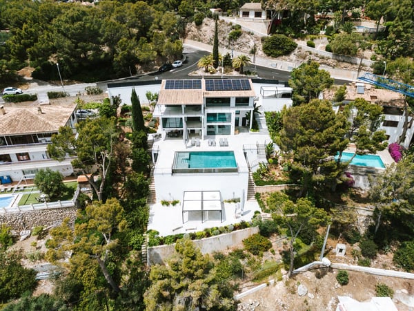 Villa in ses Illetas - view 1