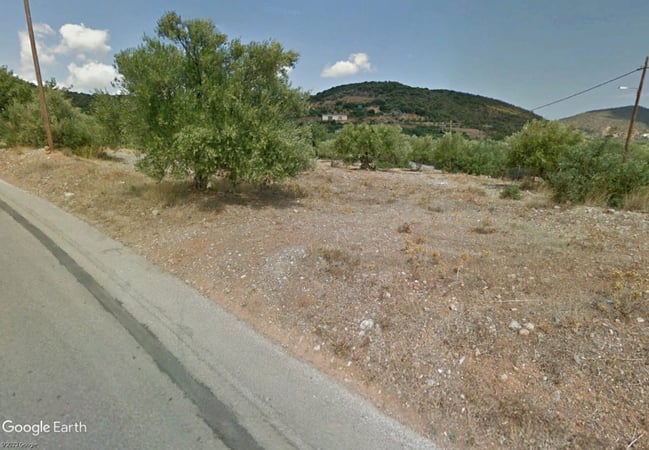 House in Flamouriana - view 1