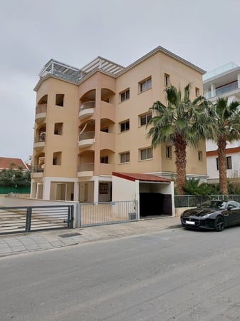 House in Geri - view 1