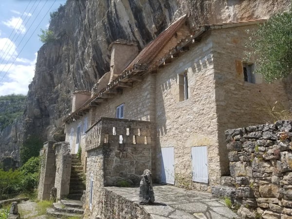 House in Cabrerets - view 1