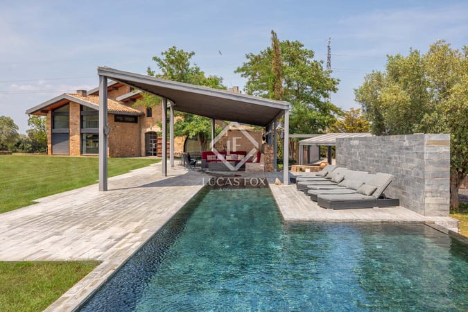 House in Girona - view 1