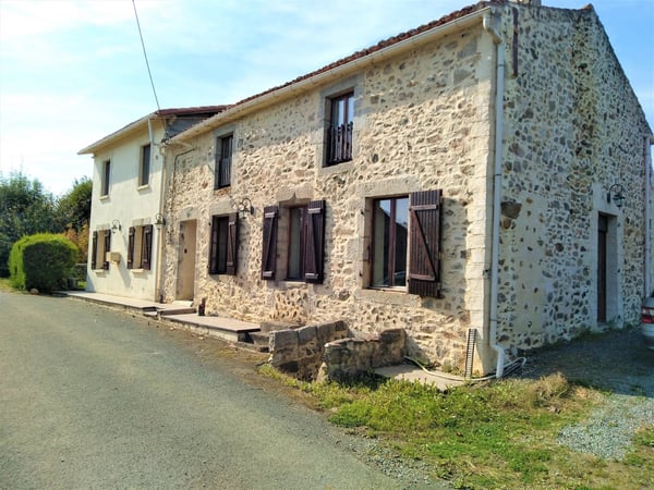 House in Moncoutant - view 1