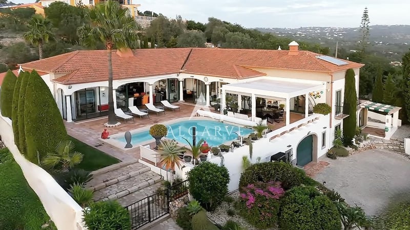 House in Fonte de Boliqueime - view 1