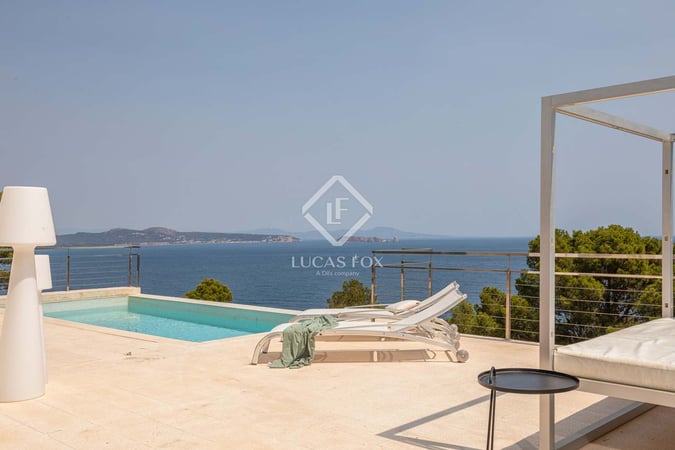 House in Girona - view 1