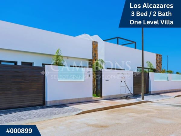 House in Los Alcazares - view 1