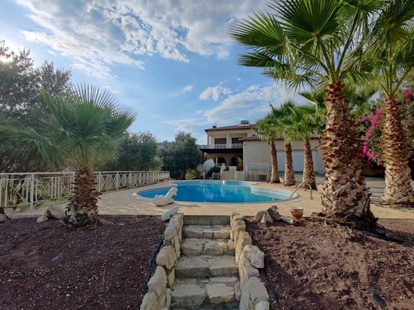 House in Agios Tychon - view 1