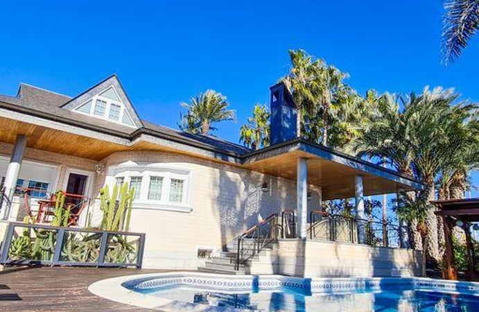 Villa in Murcia - view 1