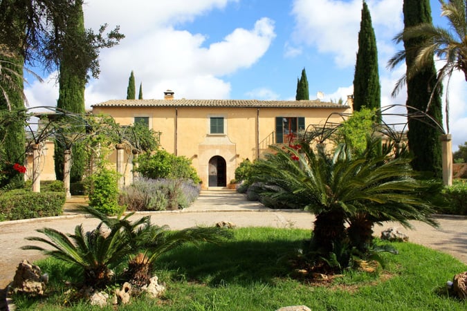 House in Costitx - view 1