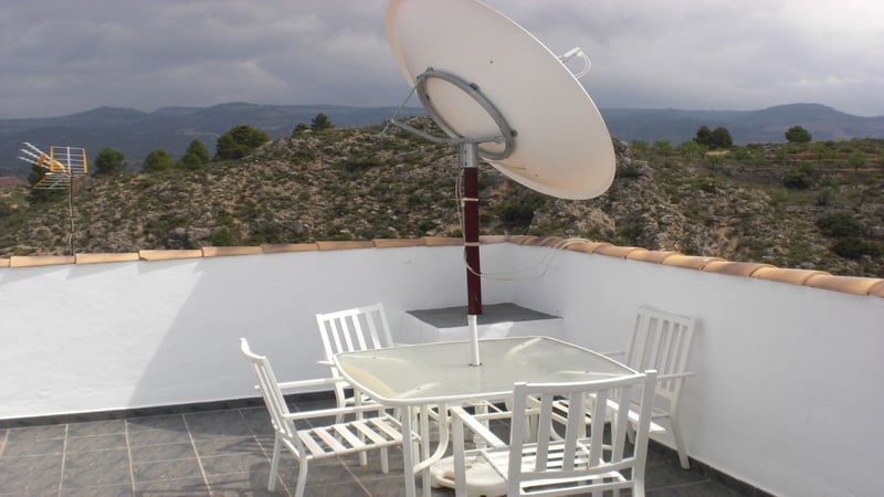 House in Teresa de Cofrentes - view 1