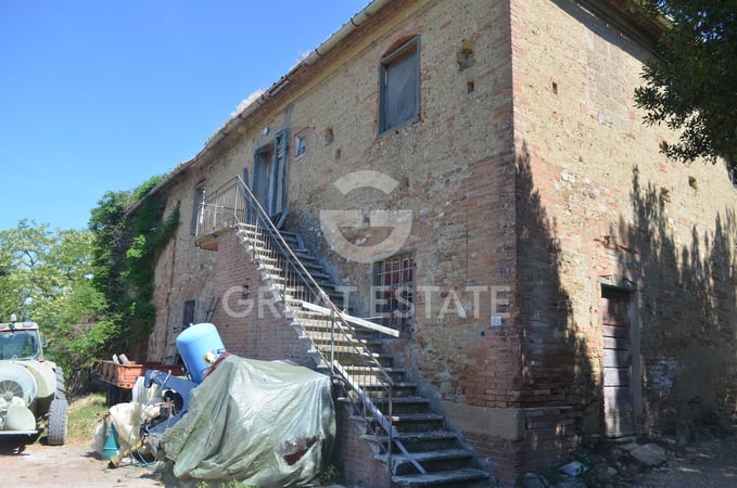 House in Montespertoli - view 1
