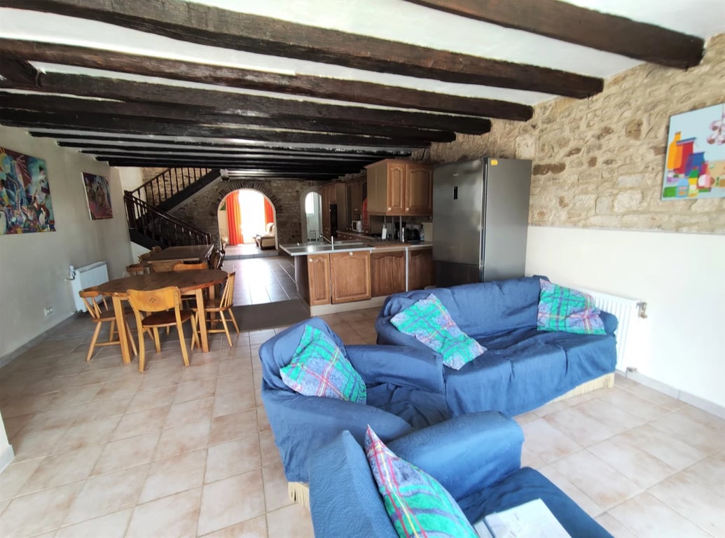 House in L'Hermenault - Image 3