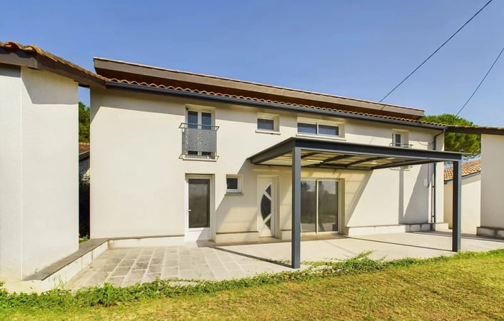 House in Laroque-Timbaut - view 1