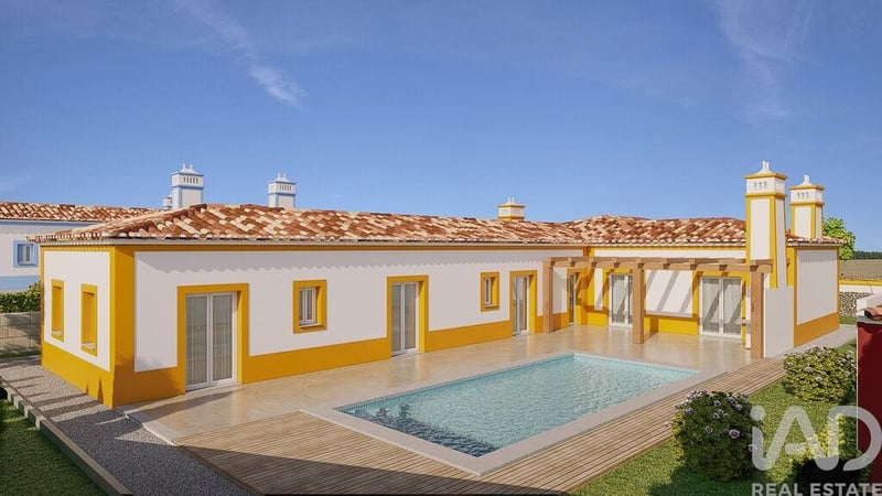 House in Serra do Bouro - view 1