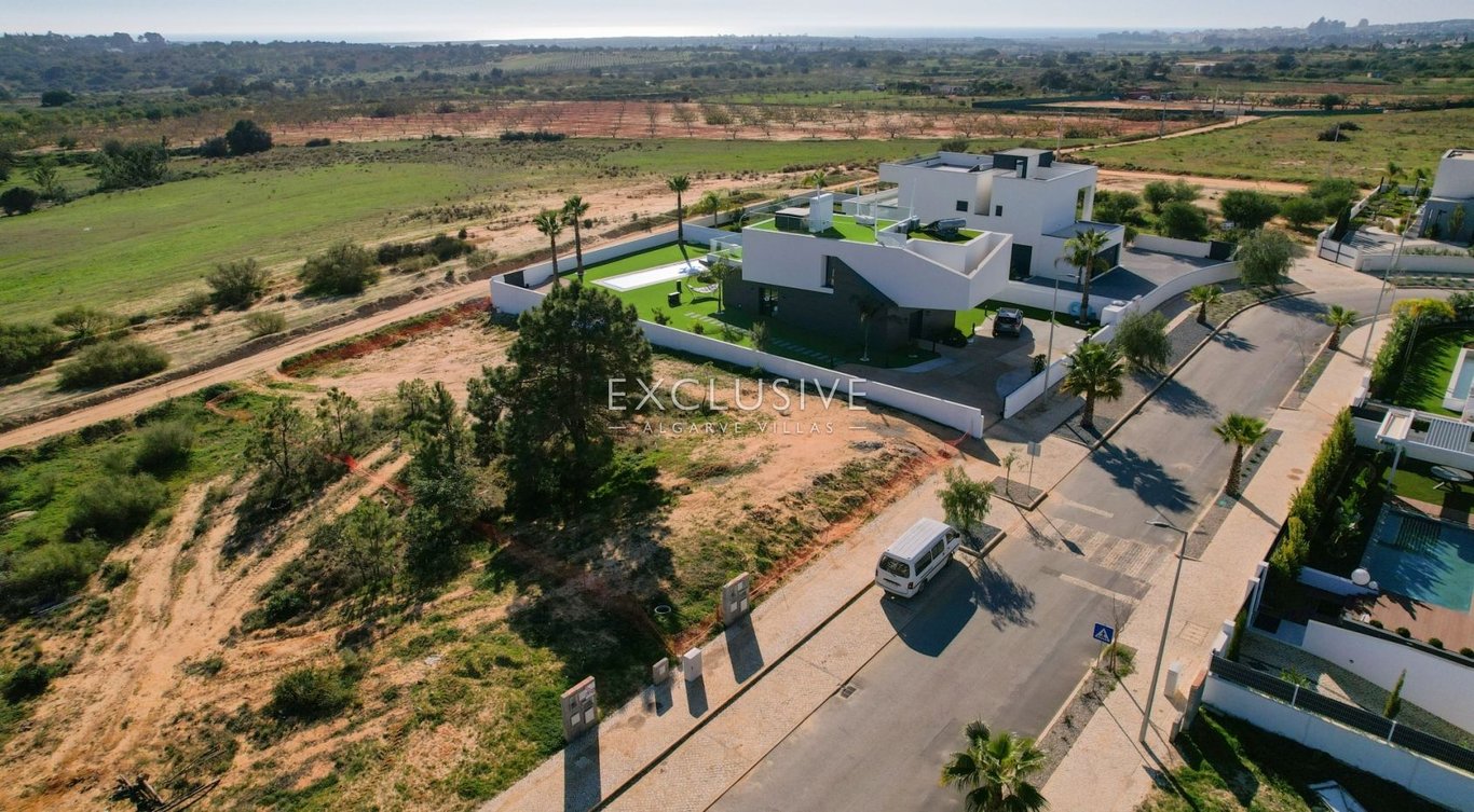 Land in Canhestros - Image 3