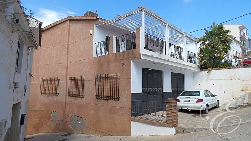 House in Riogordo - view 1